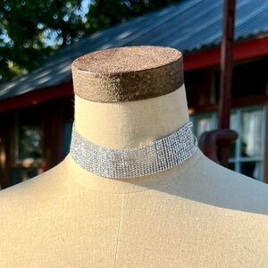 Luxe Rhinestone/Mesh Choker✨